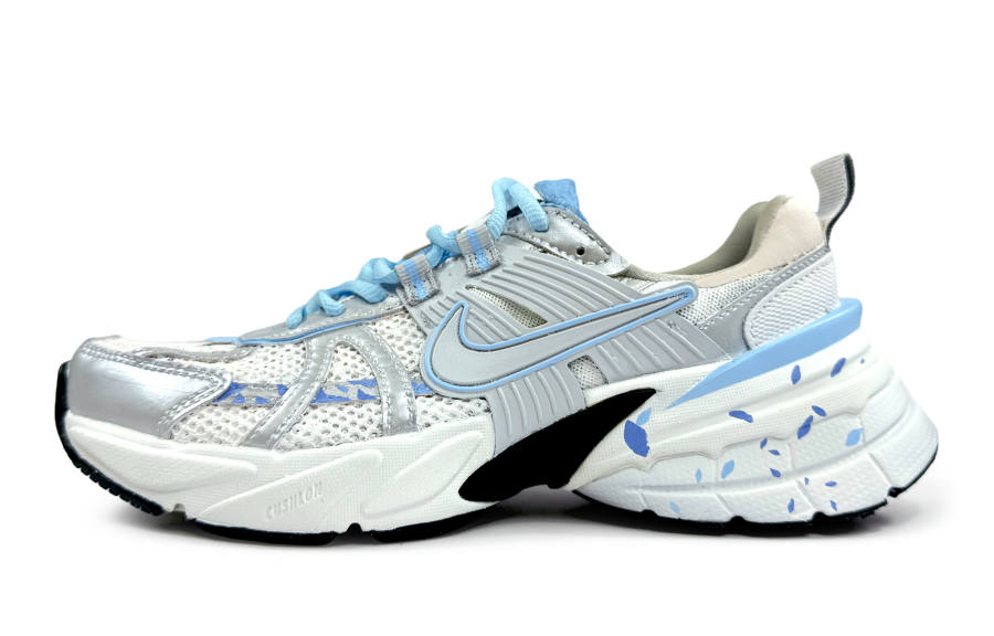 Nike Nike V2K Run Cushioning Slip Resistant Low top Casual Running Shoes Women's Blue White