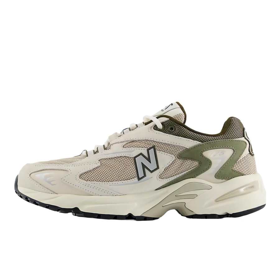 New Balance New Balance ML725V1 Low top Outdoor Shoes Unisex White