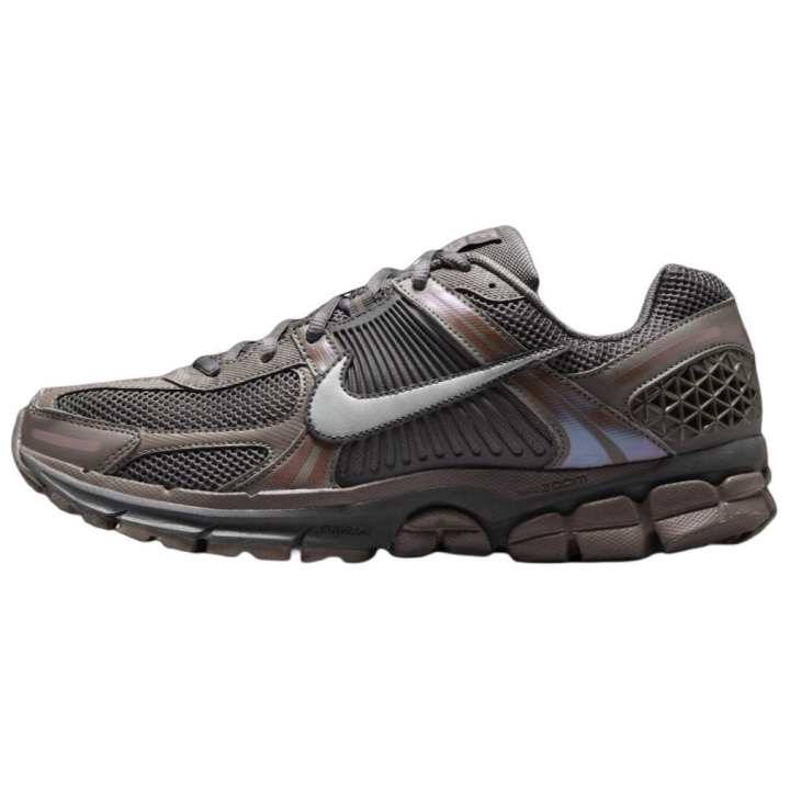 Nike Nike Zoom Vomero 5 Cave Stone