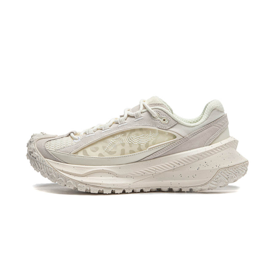 Li-Ning Li Ning Cushioning, Wear Resistant Low top Running Shoes Unisex Ecru