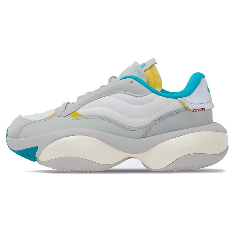 PUMA Puma Alteration Moon Boot 'Light Grey Mint Green'