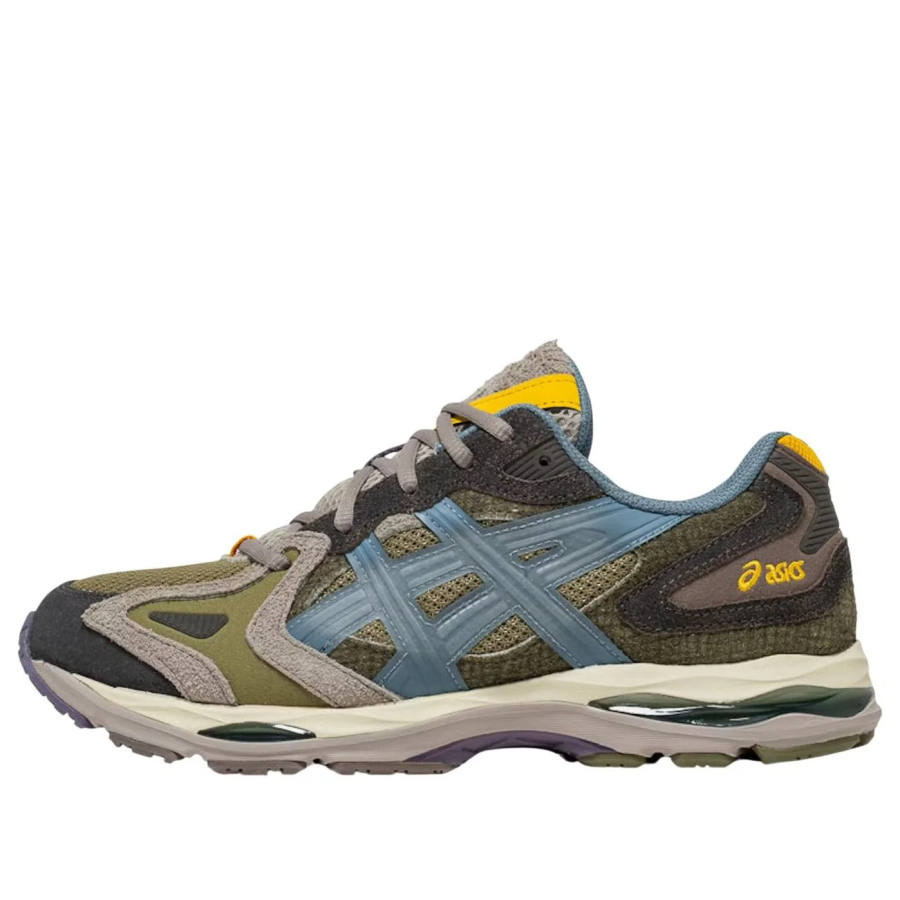 ASICS Sneaker Politics x ASICS GEL K1011 Running Shoes Unisex Olive Green