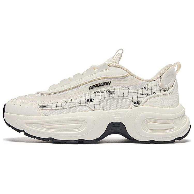 QIAODAN Slip Resistant Abrasion Resistant Low top Chunky Sneakers Women's White Black