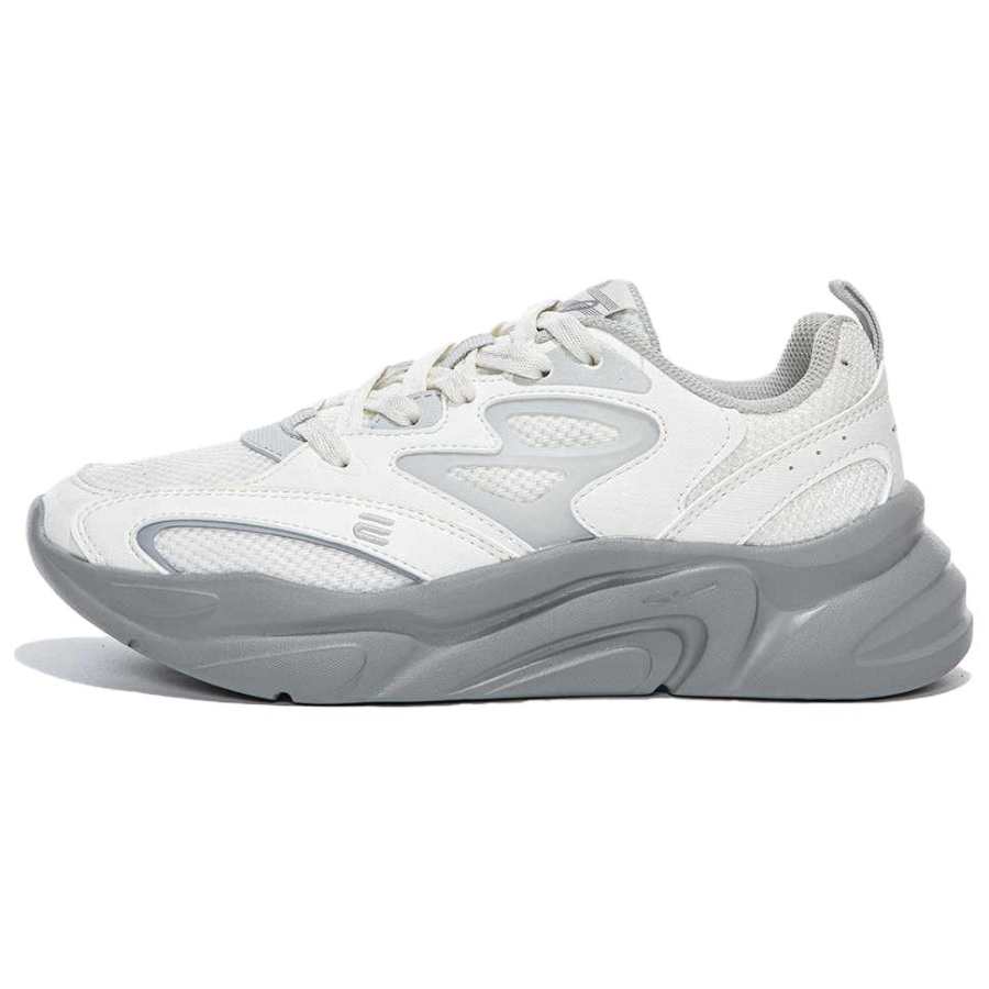 Erke Slip Resistant Abrasion Resistant Low top Casual Running Shoes Women's White Gray