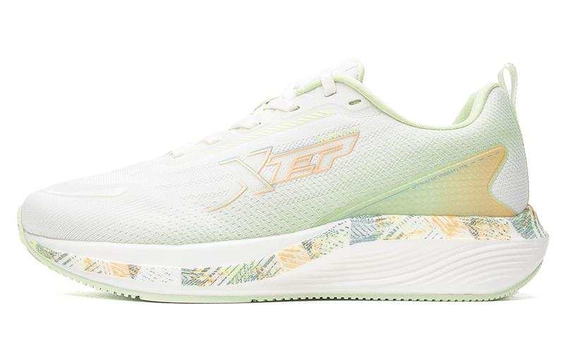 XTEP Star Speed Slip Resistant, Abrasion Resistant, Lightweight Low top Running Shoes Women's White Green