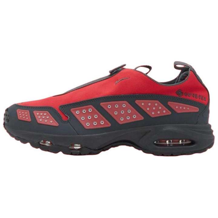 Nike Nike Air Max Sunder Gore Tex Hyper Crimson Women's