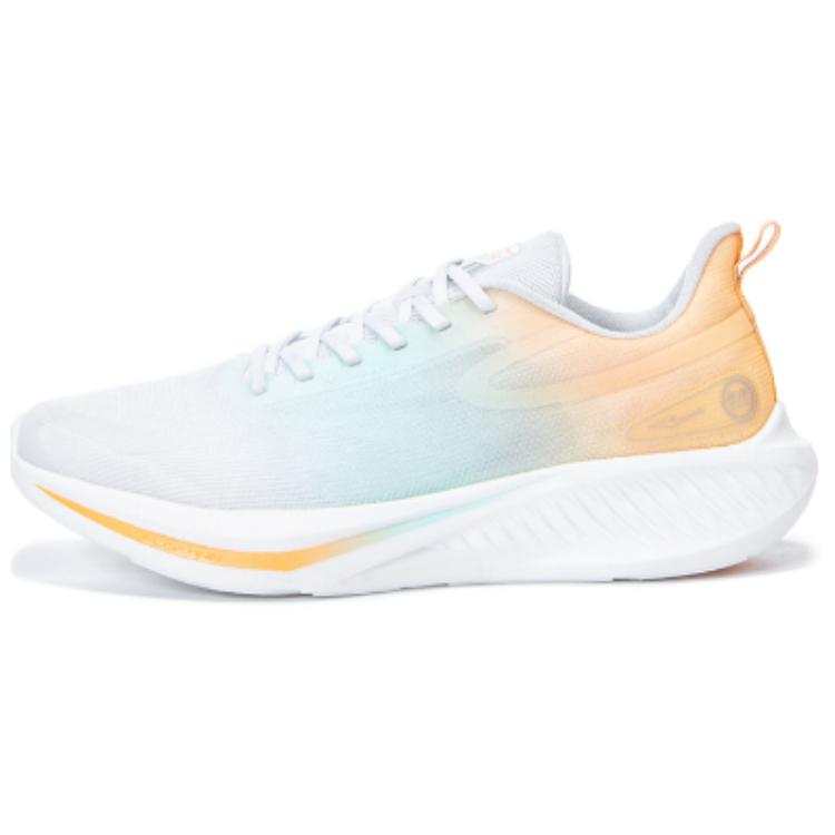 Erke Cushioning Slip Resistant Low top Running Shoes Men's Erke White