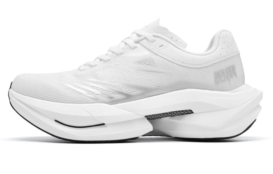 QIAODAN Thunder PLAID Cushioning Slip Resistant Abrasion Resistant Breathable Balance Rebound