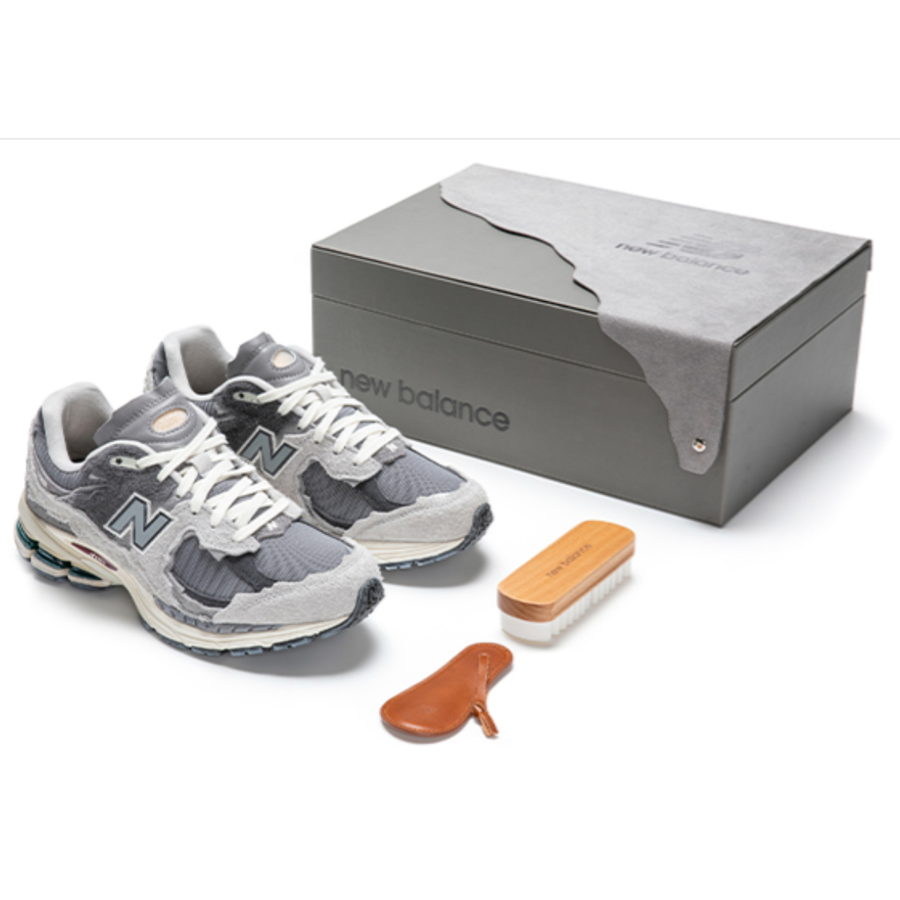 New Balance New Balance NB 2002R Cushioning Abrasion Resistant Lightweight Low top Running Shoes Unisex Cloud Rain Gray