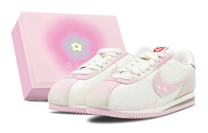 Nike Nike Cortez Slip Resistant Slip Resistant Low top Casual Running Shoes Women's White Pink