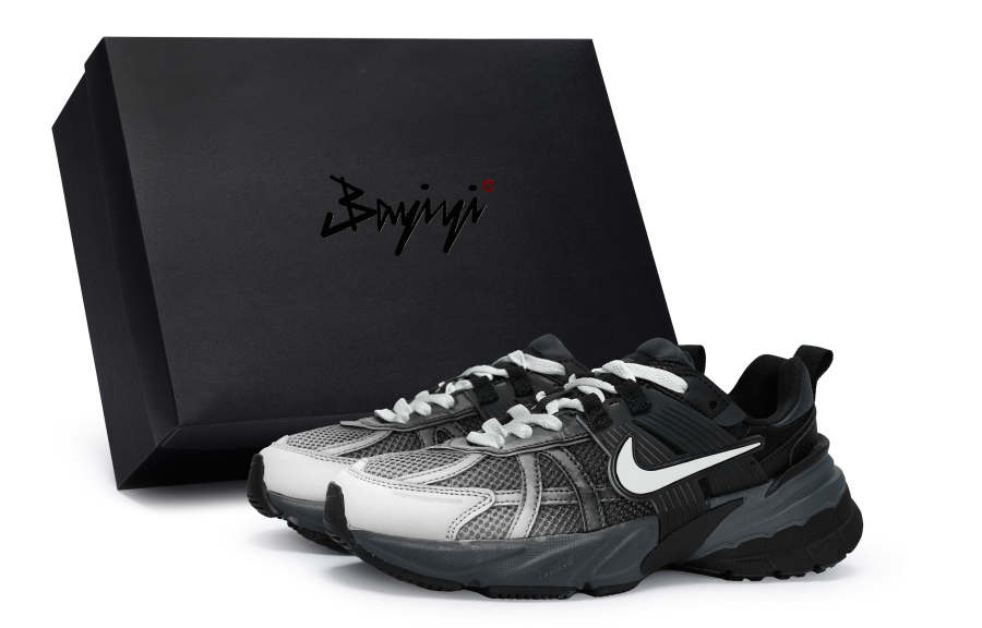 Nike Nike Cushioning Abrasion Resistant Cushioning, Wear Resistant Low top Casual Running Shoes Women's Black White