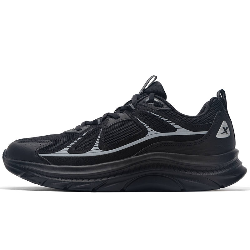 XTEP Slip Resistant Abrasion Resistant Low top Running Shoes Men's Black