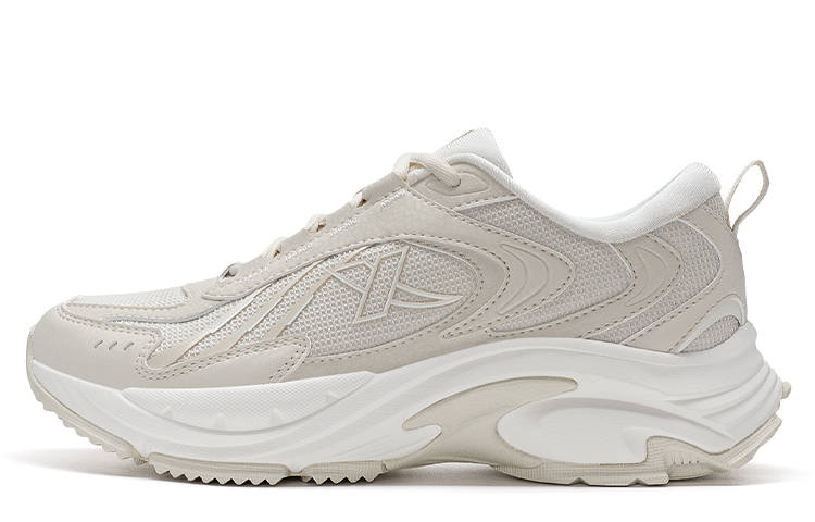 XTEP Slip Resistant Slip Resistant Low top Running Shoes Women's Gray White