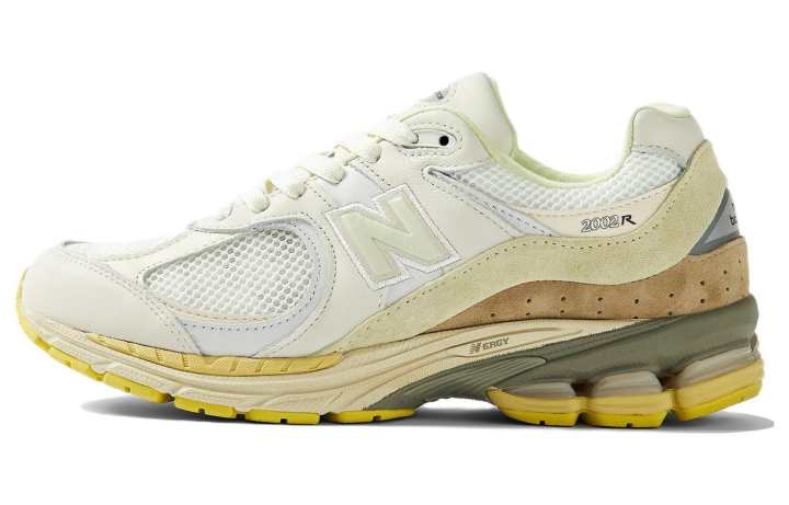 New Balance 2002R Auralee x 2002R New Balance 'White'
