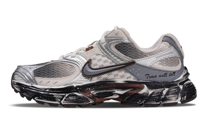 Nike Nike V5 RNR Abrasion Resistant Low top Running Shoes Women's