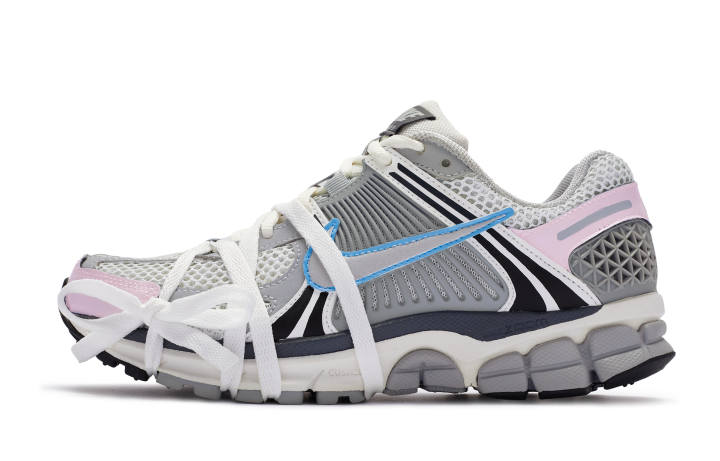 Nike Nike Zoom Vomero 5 Mesh Breathable Low top Running Shoes Women's Blue Pink Gray