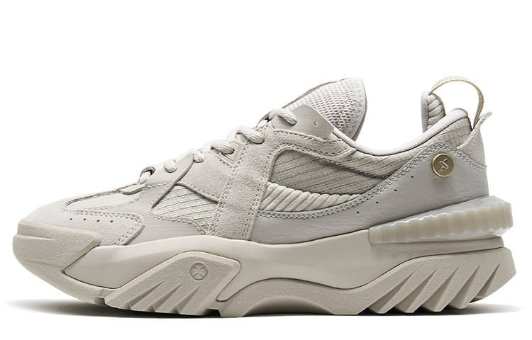 XTEP Chiikawa Navigation Slip Resistant Abrasion Resistant Low top Chunky Sneakers Women's Gray