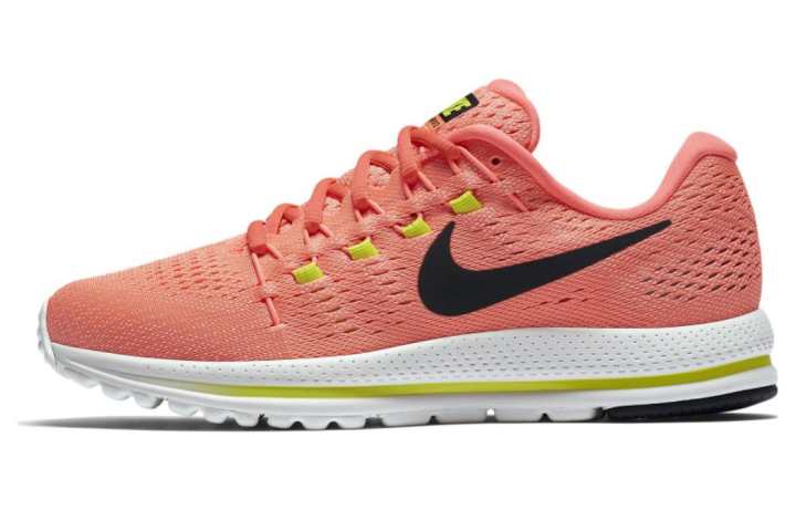 Nike Nike Air Zoom Vomero 12 Comfortable And Trendy Fabric