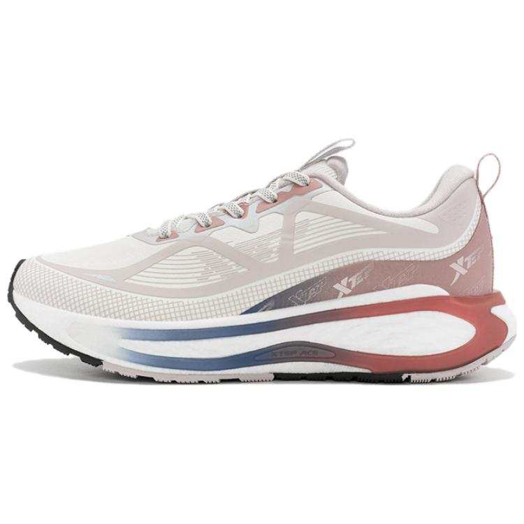 XTEP Slip Resistant Low top Running Shoes Women's Gray White Pink