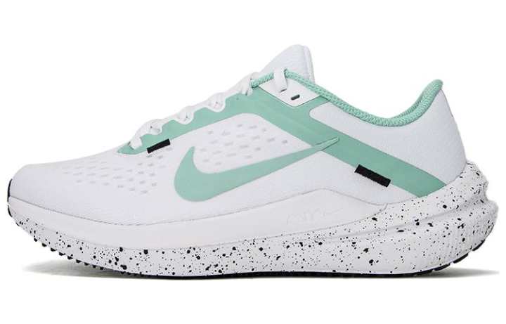 Nike Nike Air Zoom Winflo 10 'White Emerald Rise' Women's