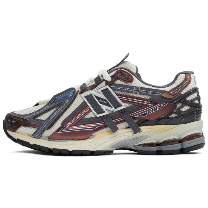 New Balance 1906 New BalanceA 'Crimson Sea Salt'