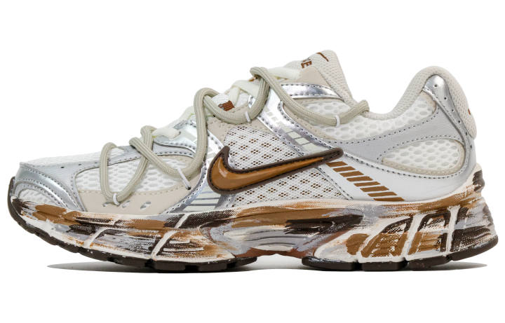 Nike Nike V5 RNR Low top Running Shoes Women's White Brown