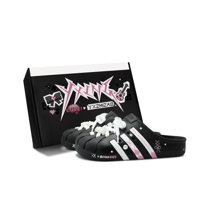 Adidas Adidas ADILETTE CLOGS Closed Toe Slippers Unisex Black White Pink