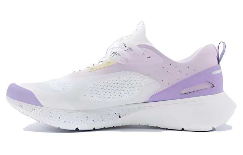 DECATHLON Low top Running Shoes Women's White Purple