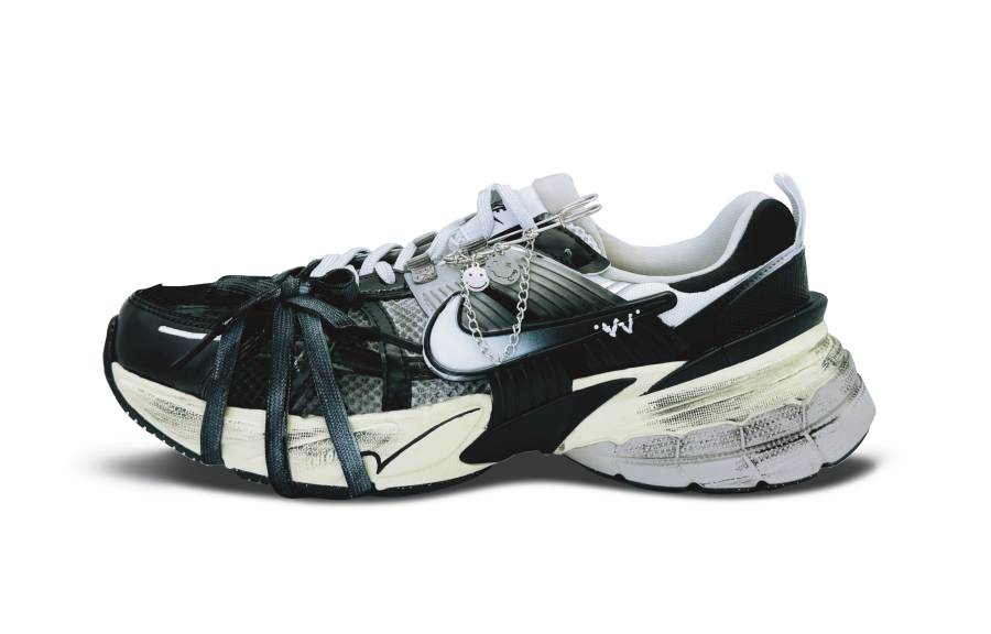 Nike Nike V2K Run Slip Resistant Low top Casual Running Shoes Women's Black White Gray