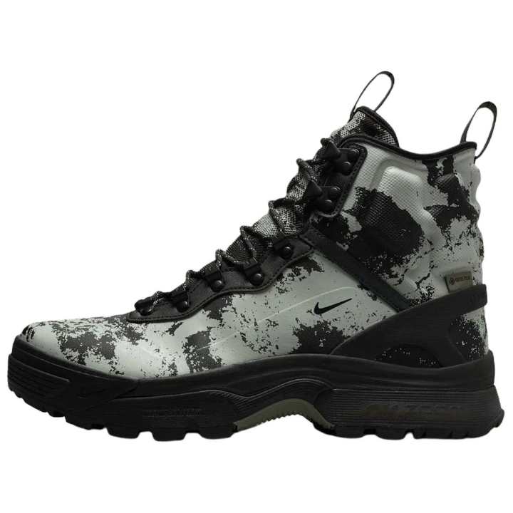 Nike Nike ACG Short Outdoor Shoes Men's Black White