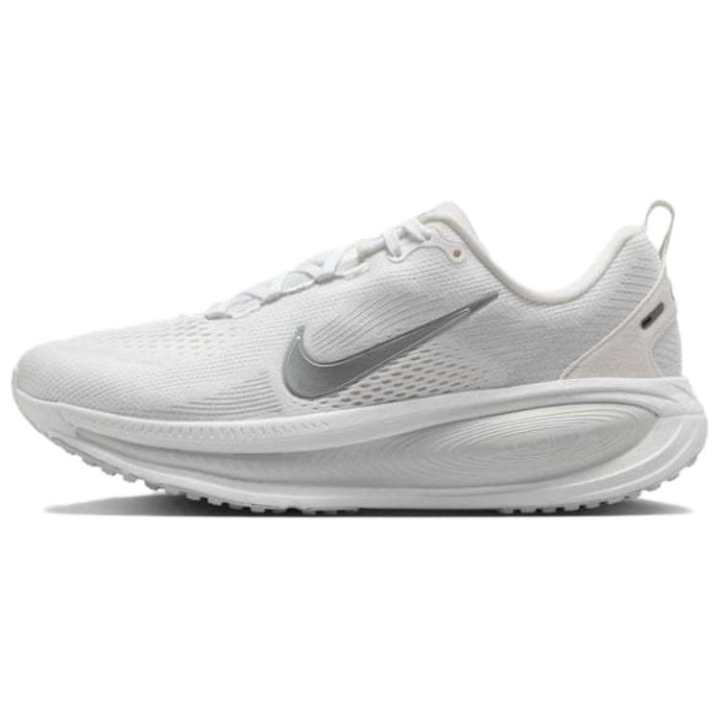 Nike Nike Vomero 18 White Photon Dust Summit White Metallic Silver Women's