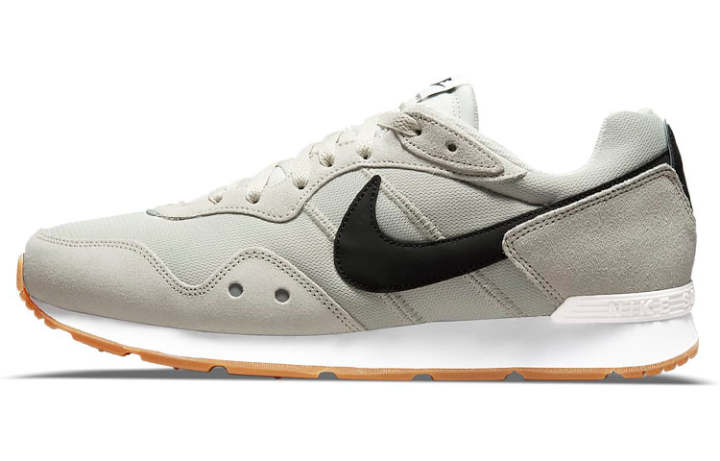 Nike Nike Venture Runner Wide 'Light Bone Black'