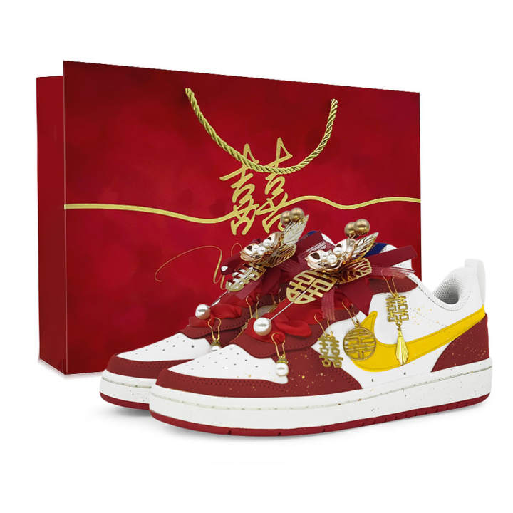 Nike Nike Court Borough Cushioning, Wear Resistant Low top Skateboard Shoes Unisex Red