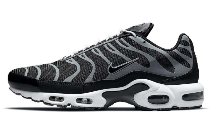 Nike Nike Air Max Plus Grind Dark Smoke Grey