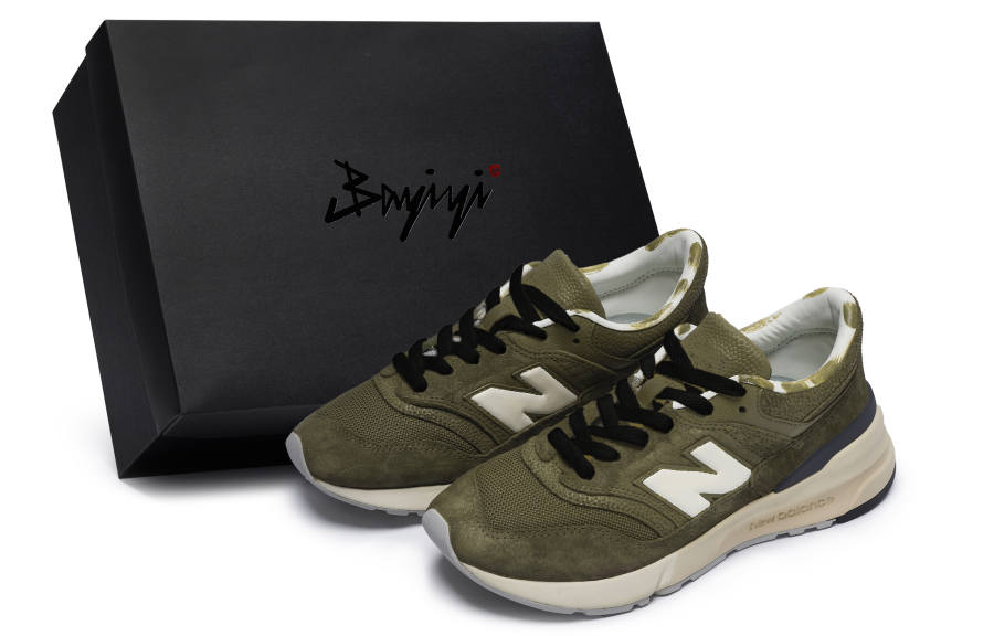 New Balance New Balance NB 997R Slip Resistant Low top Running Shoes Unisex Green White
