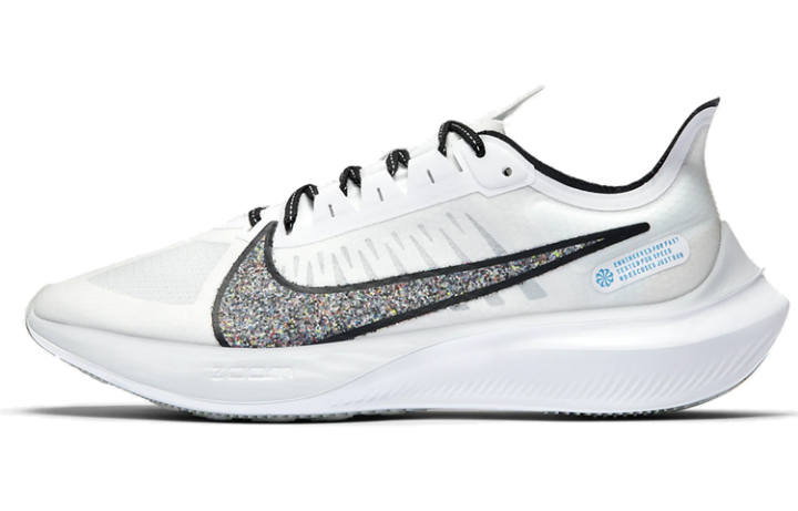 Nike Nike Zoom Gravity White
