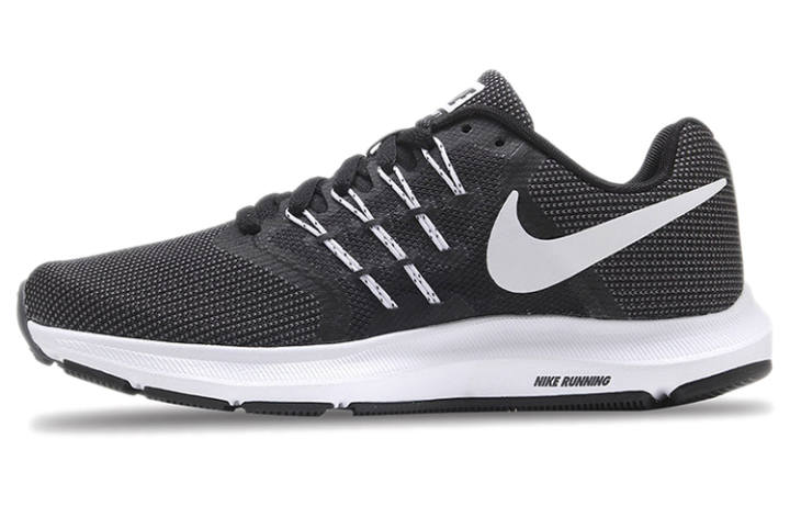 Nike Nike Run Swift 'Black' Women's