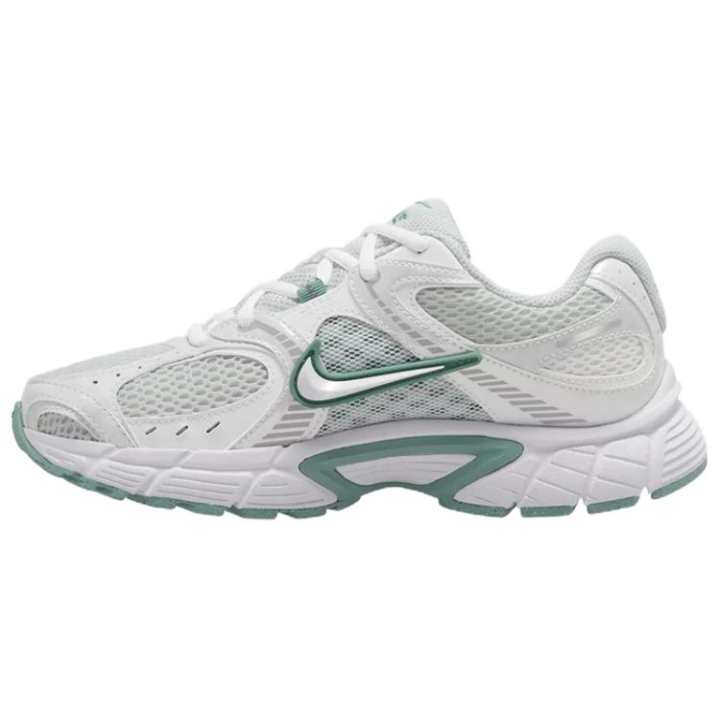 Nike Nike V5 RNR Abrasion Resistant Low top Casual Running Shoes Women's White