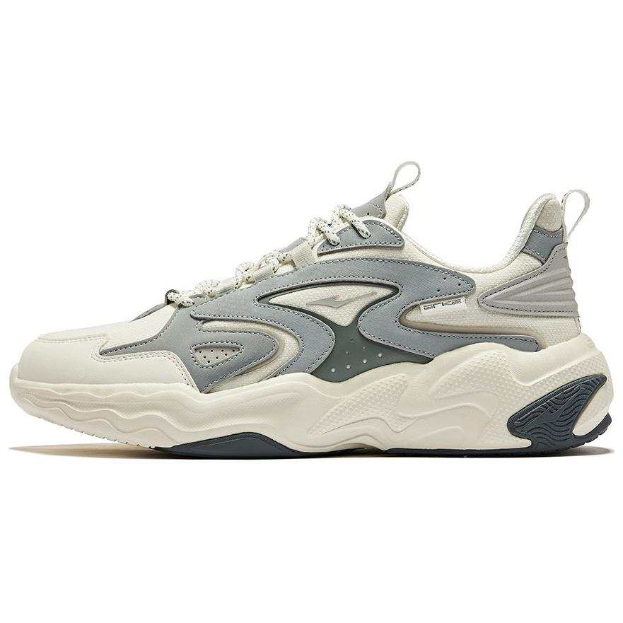 Erke Cushioning, Wear Resistant Low top Casual Running Shoes Men's White Gray