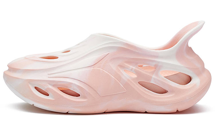 361° 361° Yuyu Whale Clogs Women's