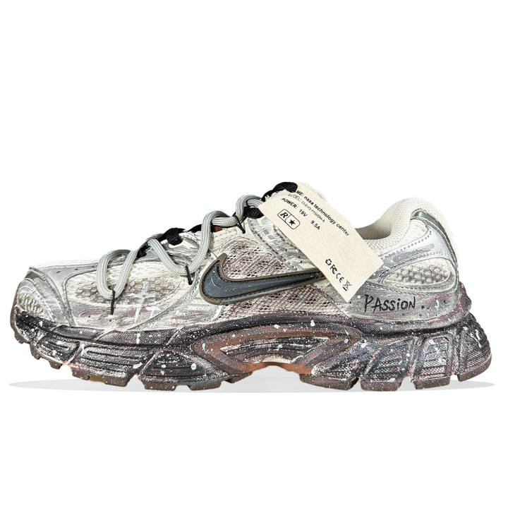Nike Nike V5 RNR Abrasion Resistant Breathable Low top Running Shoes Women's Brown Gray