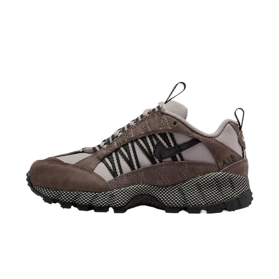 Nike Nike Air Humara Low top Running Shoes Women's Brown
