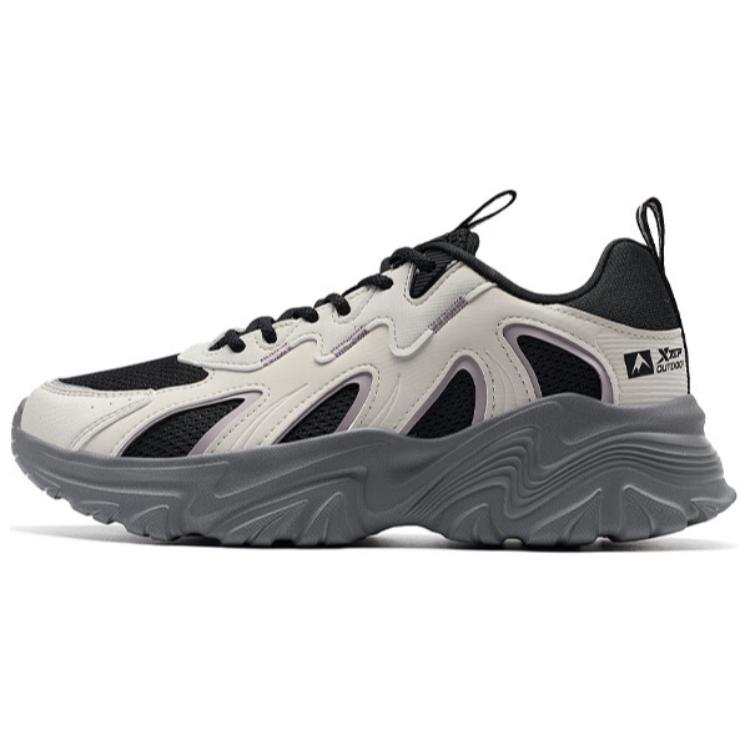 XTEP Abrasion Resistant Lightweight Wear resistant And Lightweight Low top Outdoor Shoes Women's Beige Black