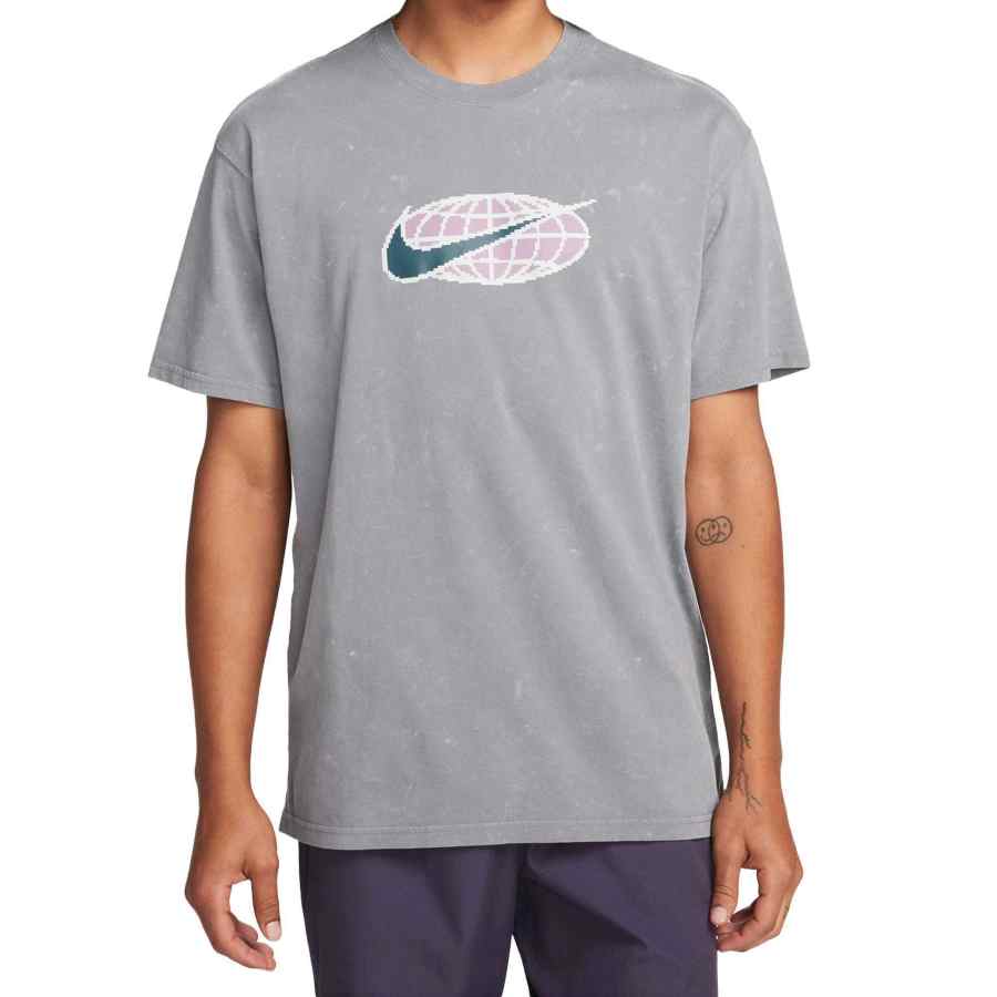 Nike Nike Sportswear T Shirts Men's Cool Gray Crew Neck Moderate