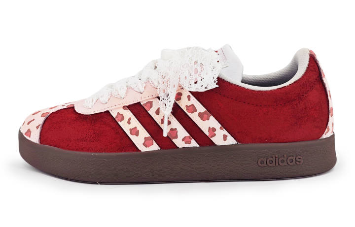 Adidas Adidas VL COURT 2.0 German Army Trainers Unisex Red