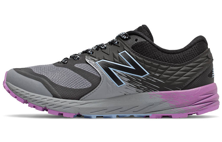 New Balance New Balance NB Summit Q.O.M Low top Outdoor Shoes Women's Black Purple