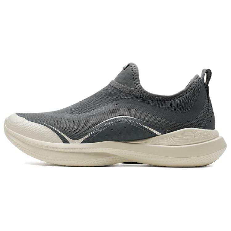 XTEP Soft Cube Cushioning Slip Resistant Abrasion Resistant Cushioning Slip Resistant Abrasion Resistant Low top Casual