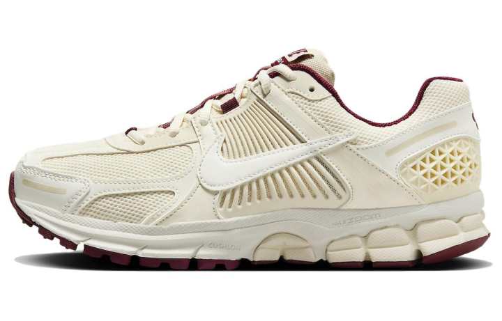 Nike Nike Zoom Vomero 5 Valentine's Day Women's