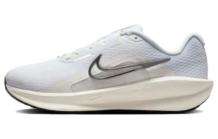 Nike Nike Downshifter 13 Road Running Shoes Extra Wide 'White' Women's