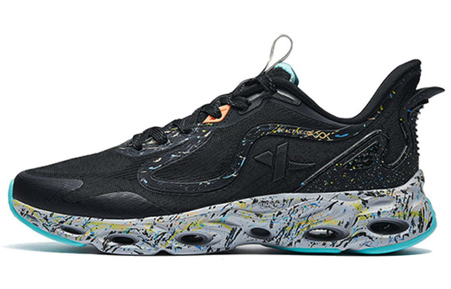 XTEP Abrasion Resistant Low top Running Shoes Men's Black Yellow